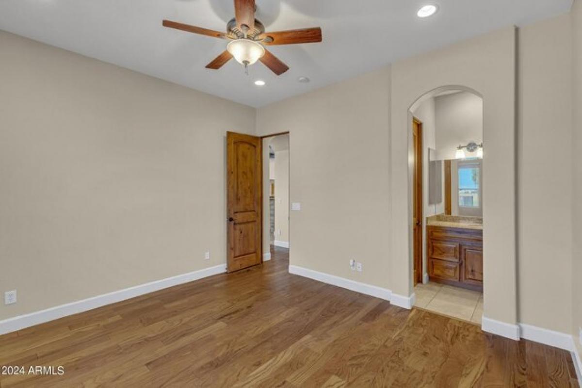 Picture of Home For Sale in Queen Creek, Arizona, United States