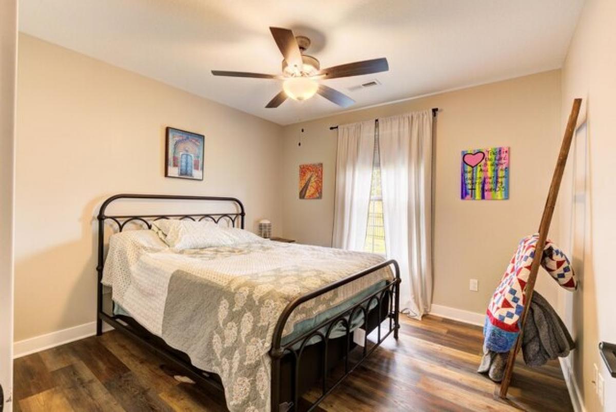 Picture of Home For Sale in Columbia, Missouri, United States