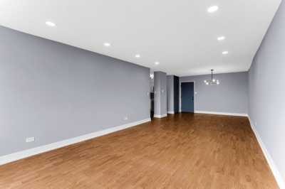 Home For Sale in Oak Lawn, Illinois