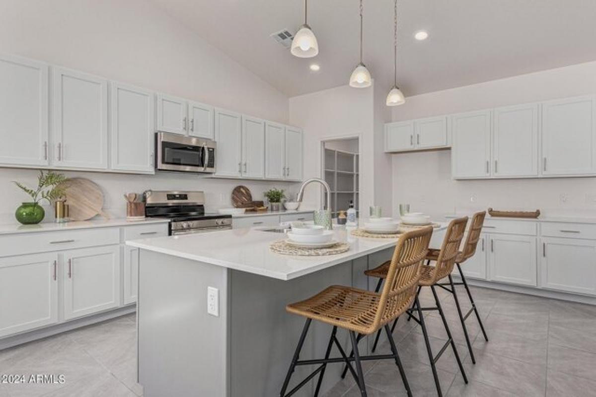 Picture of Home For Sale in Casa Grande, Arizona, United States