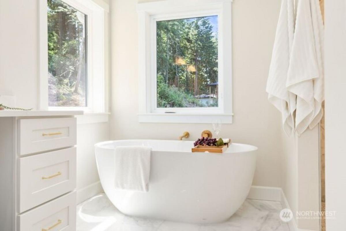 Picture of Home For Sale in Gig Harbor, Washington, United States