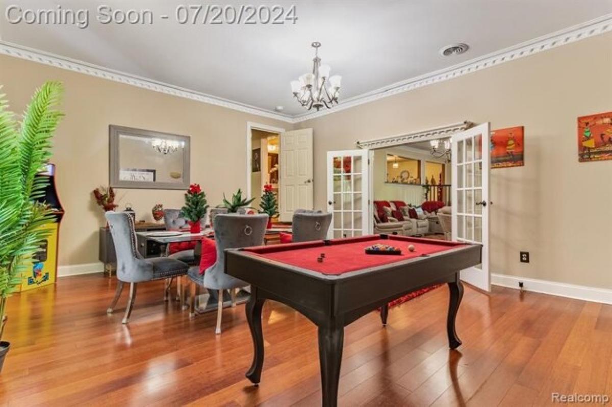 Picture of Home For Sale in Canton, Michigan, United States