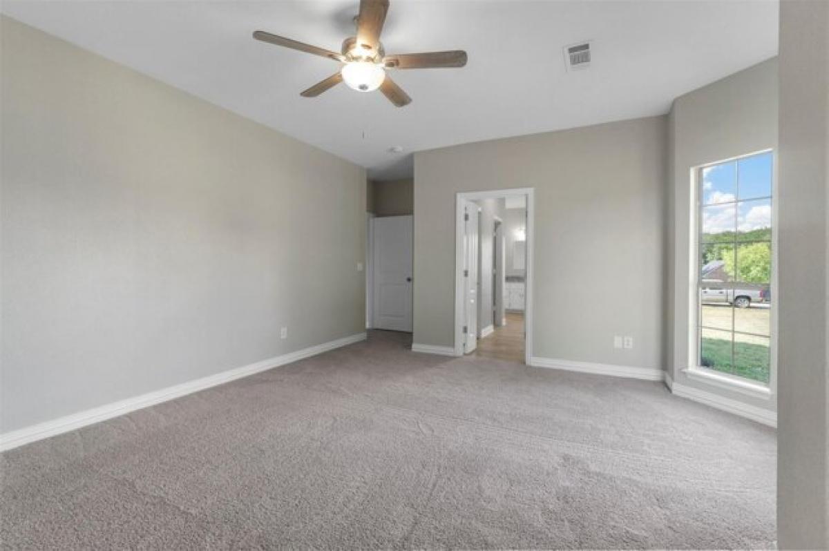 Picture of Home For Sale in Van Alstyne, Texas, United States