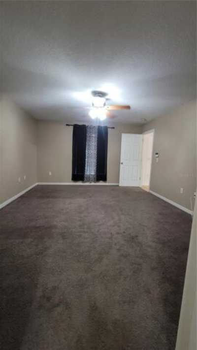 Home For Sale in Deltona, Florida