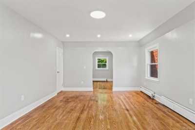 Home For Sale in Mount Vernon, New York