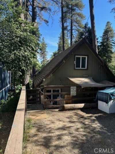 Home For Sale in Crestline, California