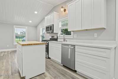 Home For Sale in Bay Saint Louis, Mississippi