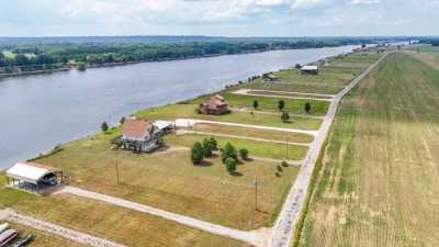 Home For Sale in Savannah, Tennessee