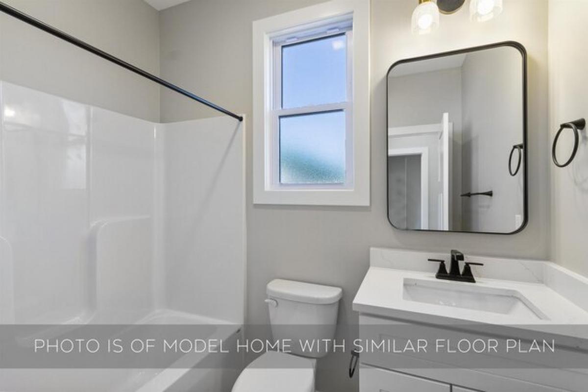 Picture of Home For Sale in South Bend, Indiana, United States