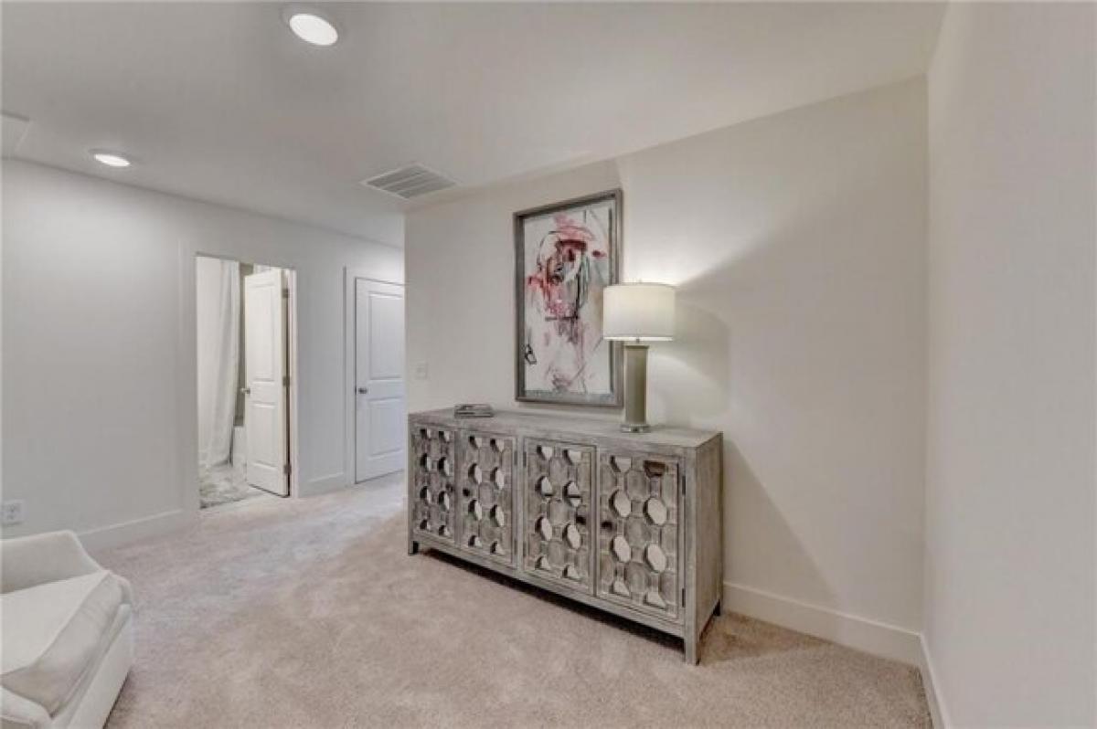 Picture of Home For Sale in Conyers, Georgia, United States