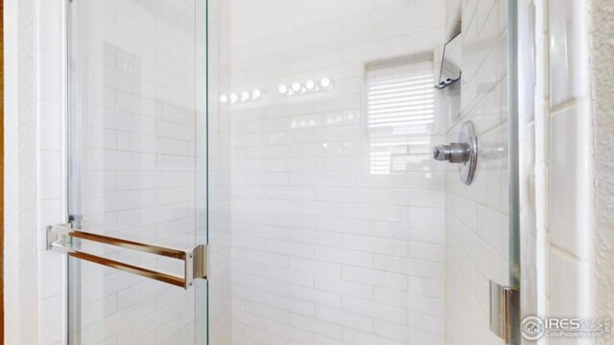 Picture of Home For Sale in Windsor, Colorado, United States