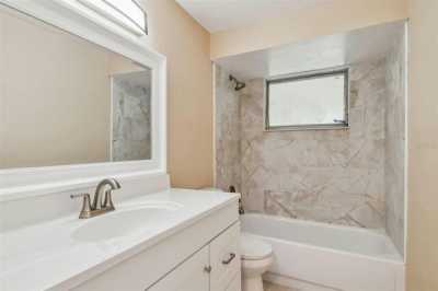 Home For Sale in Holiday, Florida