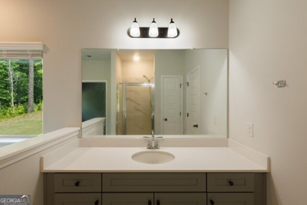 Picture of Home For Sale in McDonough, Georgia, United States