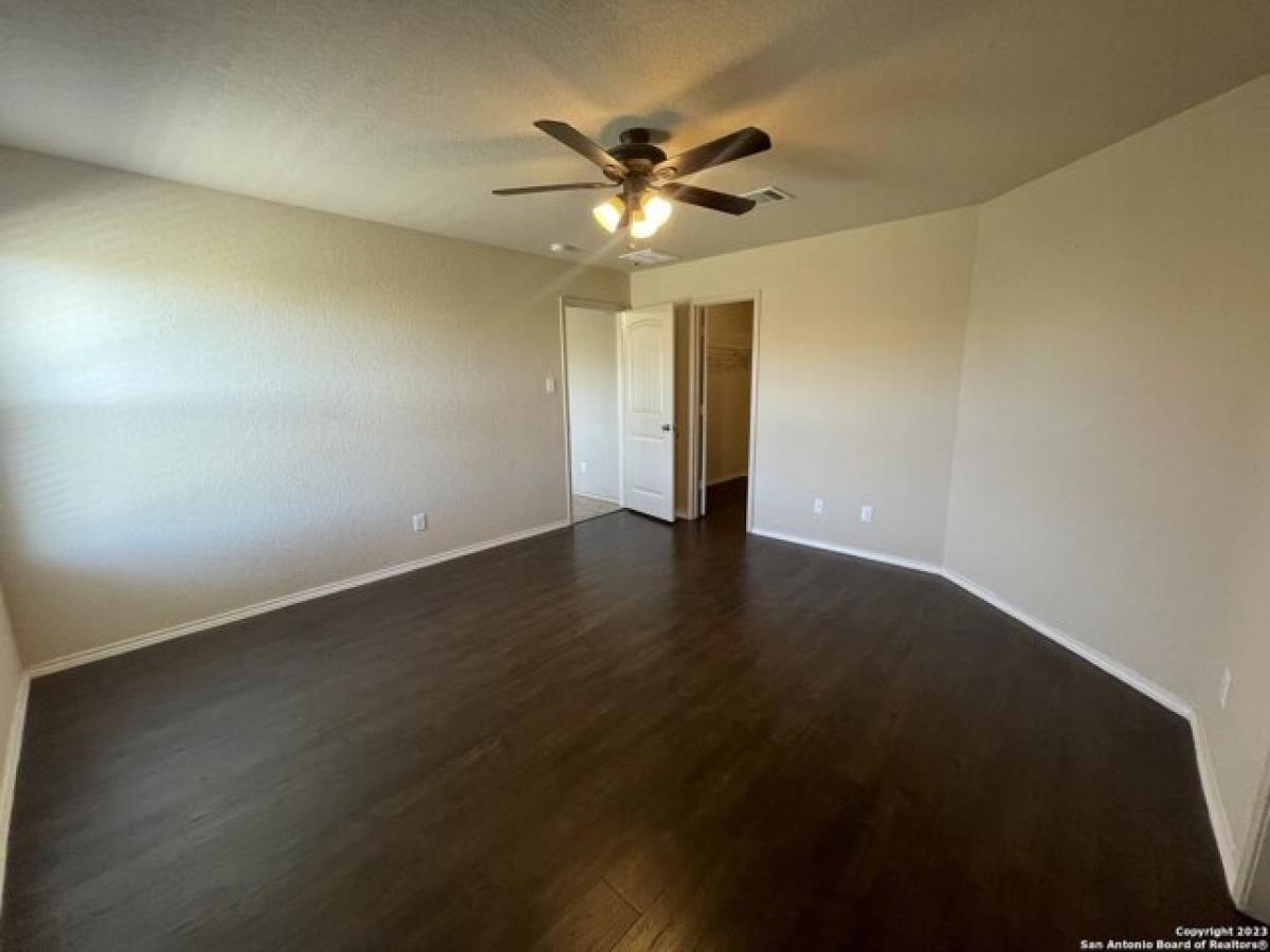 Picture of Home For Sale in Seguin, Texas, United States