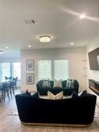 Home For Sale in Rosharon, Texas