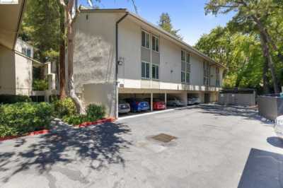 Home For Sale in Walnut Creek, California