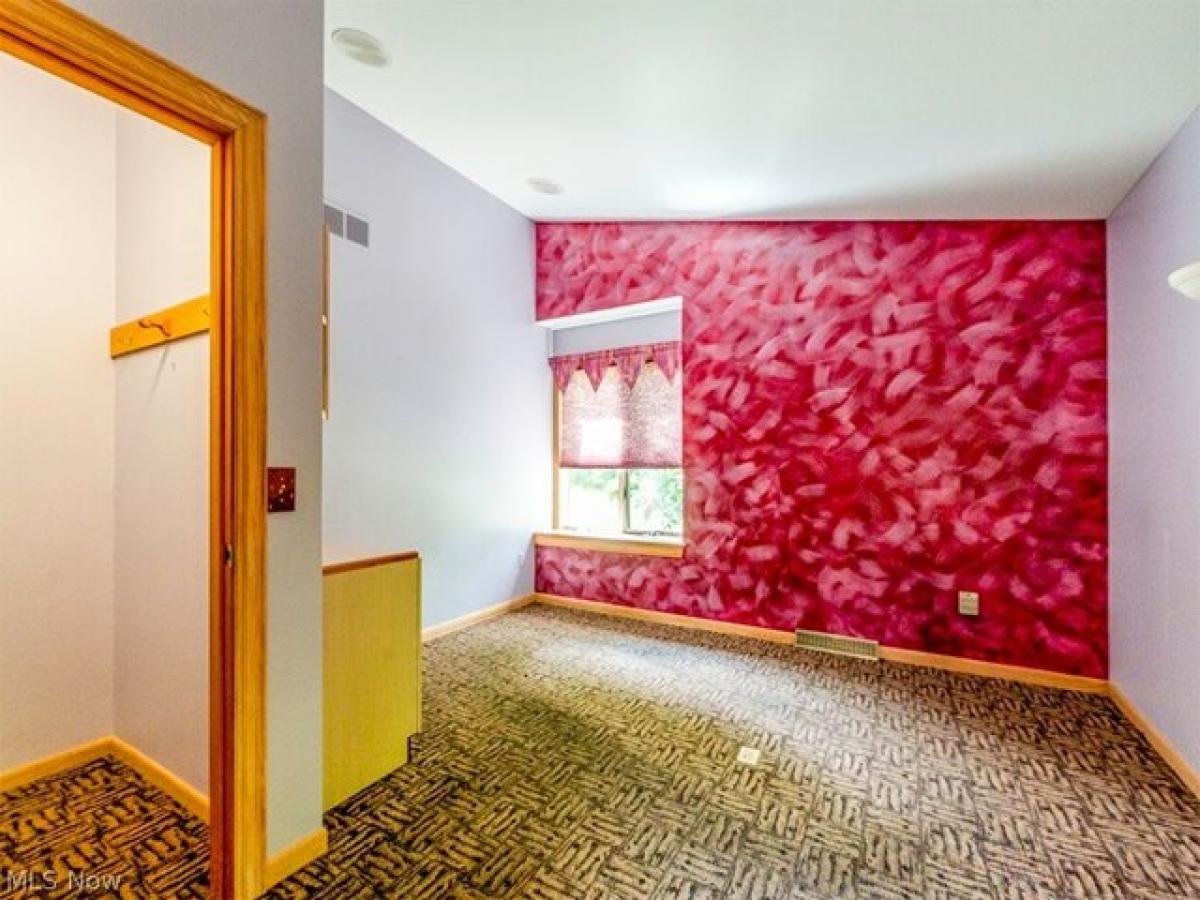 Picture of Home For Sale in Cortland, Ohio, United States