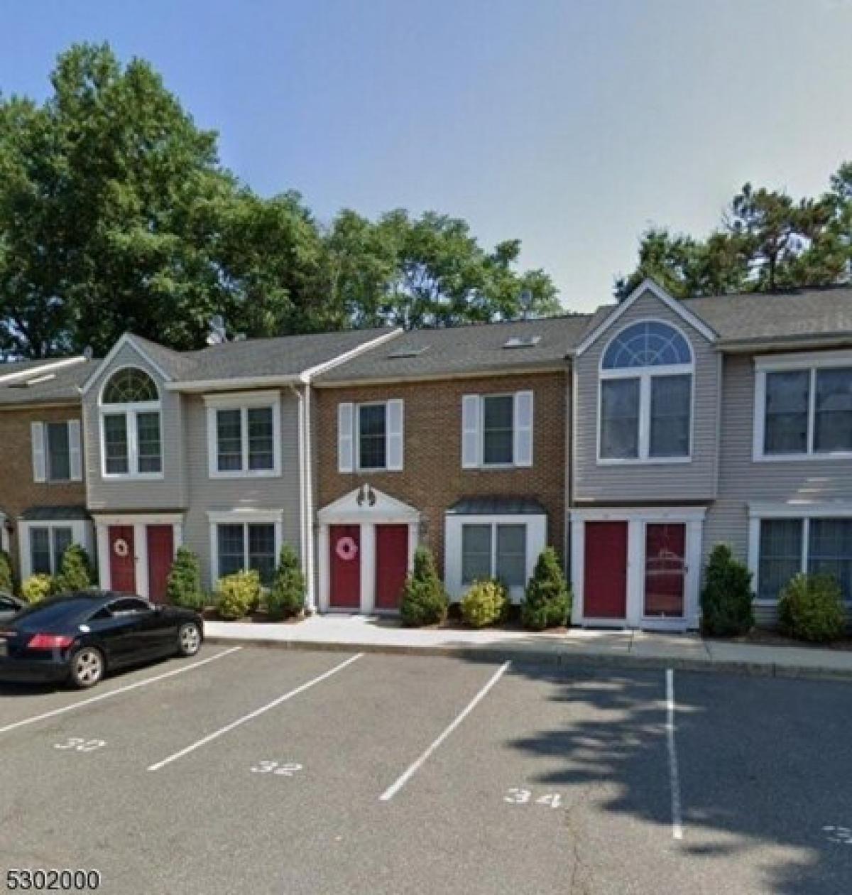 Picture of Home For Sale in Newark, New Jersey, United States