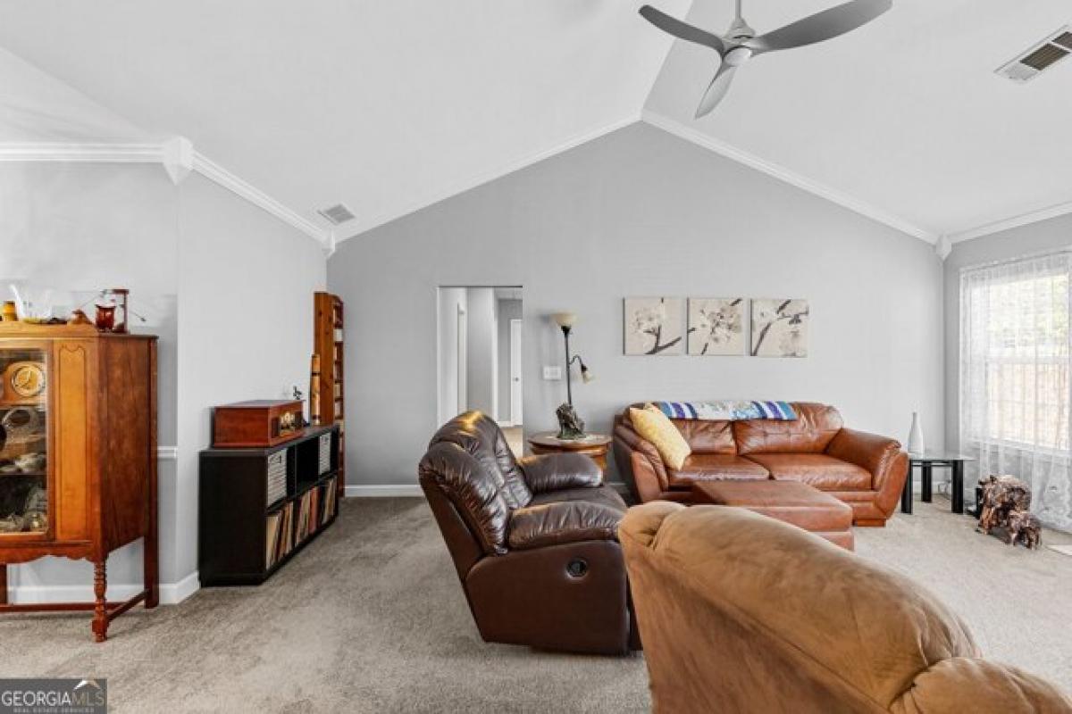 Picture of Home For Sale in Fayetteville, Georgia, United States