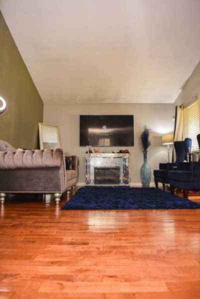 Home For Sale in Clinton Township, Michigan