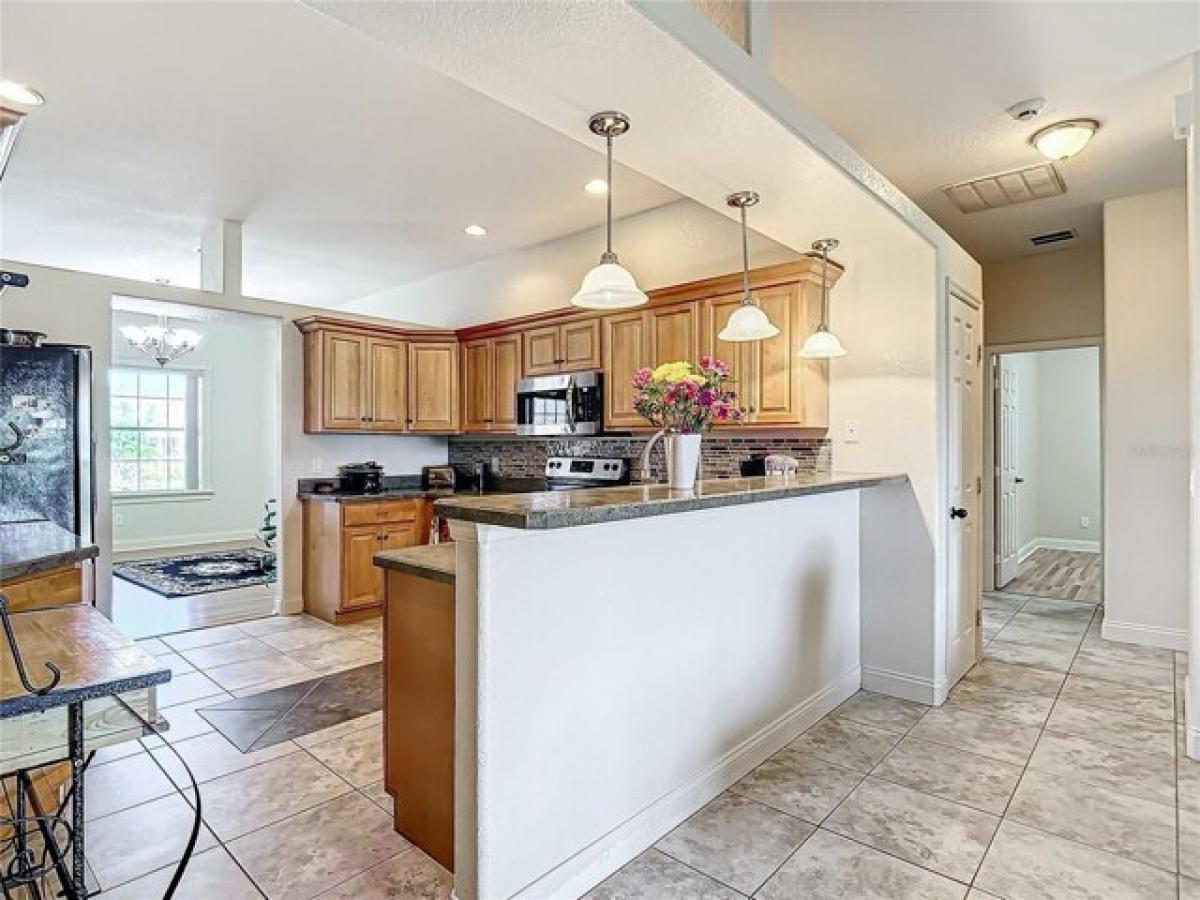 Picture of Home For Sale in Auburndale, Florida, United States