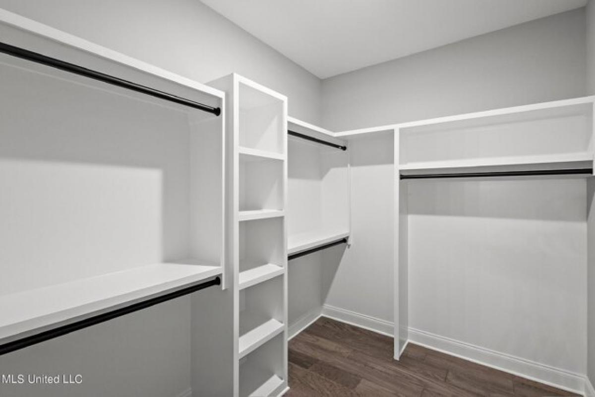 Picture of Home For Sale in Hernando, Mississippi, United States