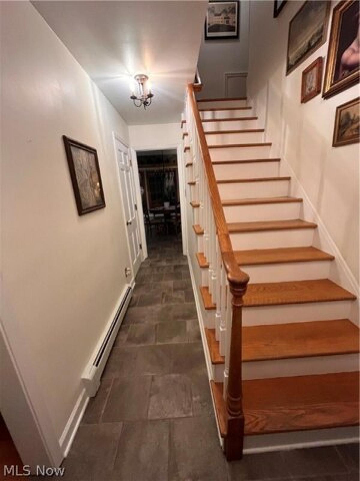 Picture of Home For Sale in Cambridge, Ohio, United States