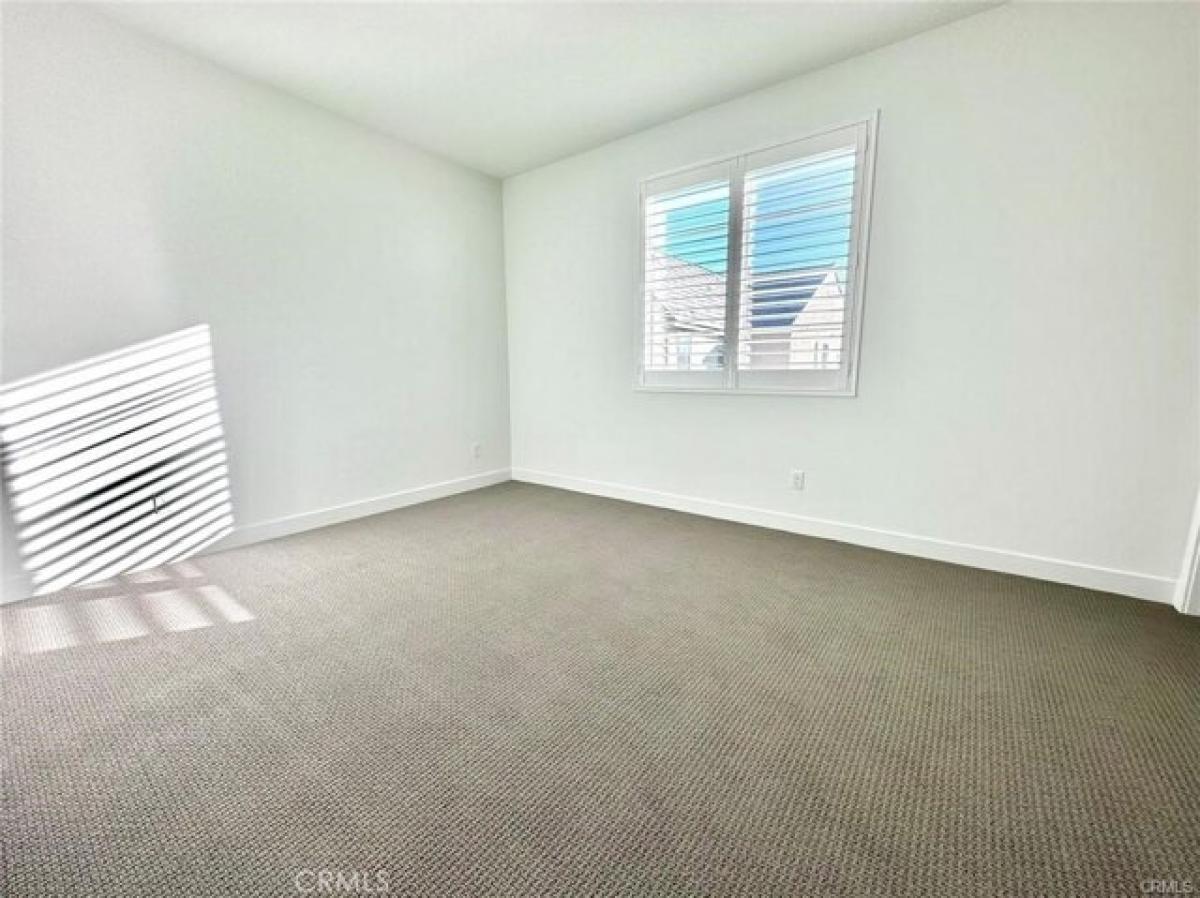 Picture of Home For Sale in Irvine, California, United States