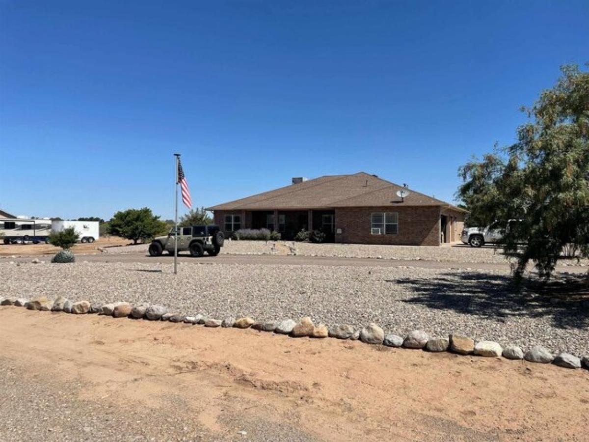 Picture of Home For Sale in Alamogordo, New Mexico, United States