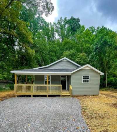 Home For Sale in Mcminnville, Tennessee