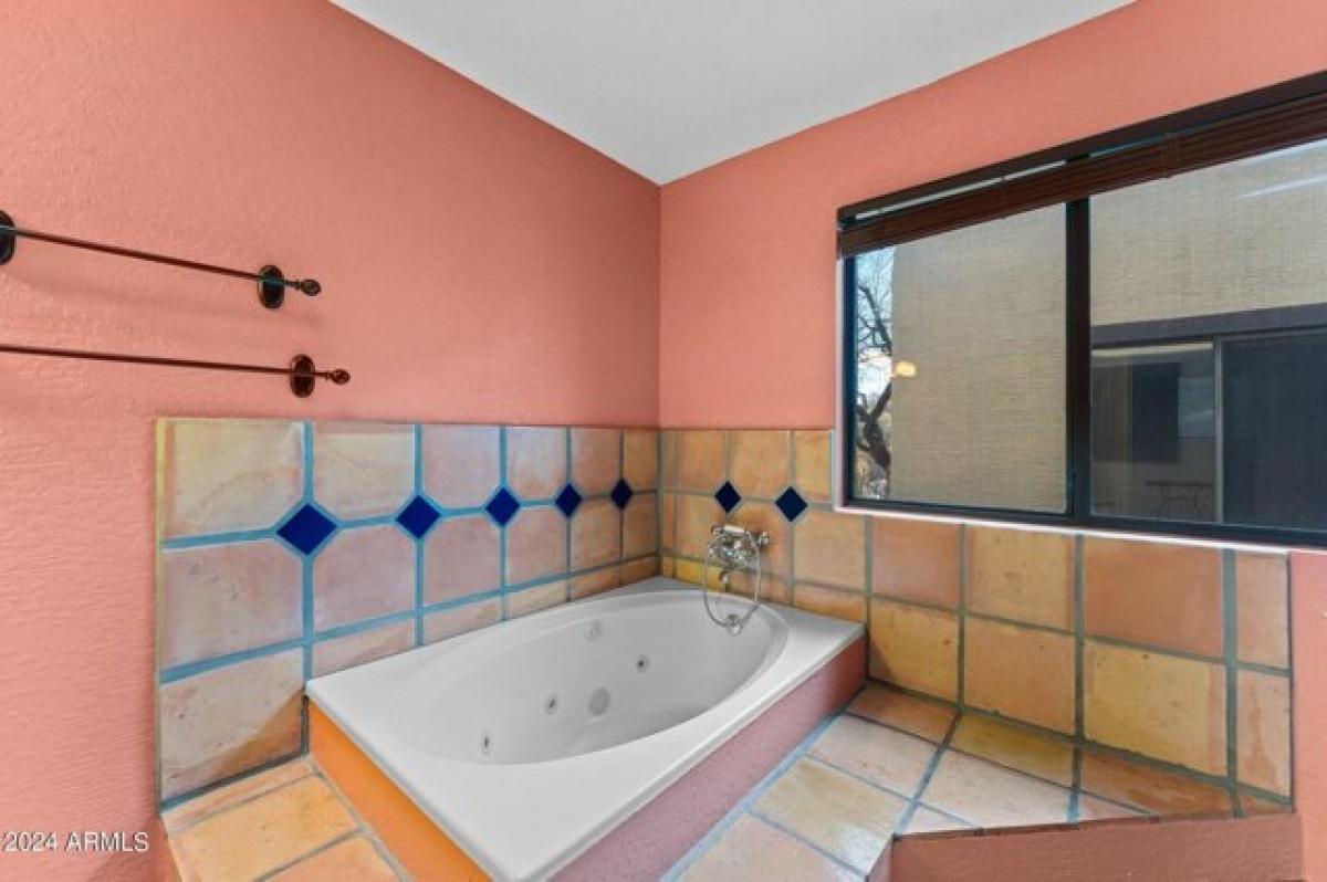 Picture of Home For Sale in Wickenburg, Arizona, United States