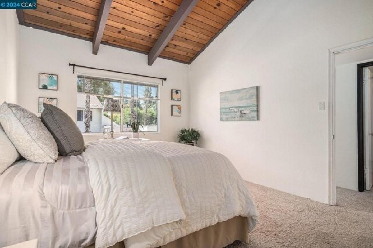 Picture of Home For Sale in Concord, California, United States