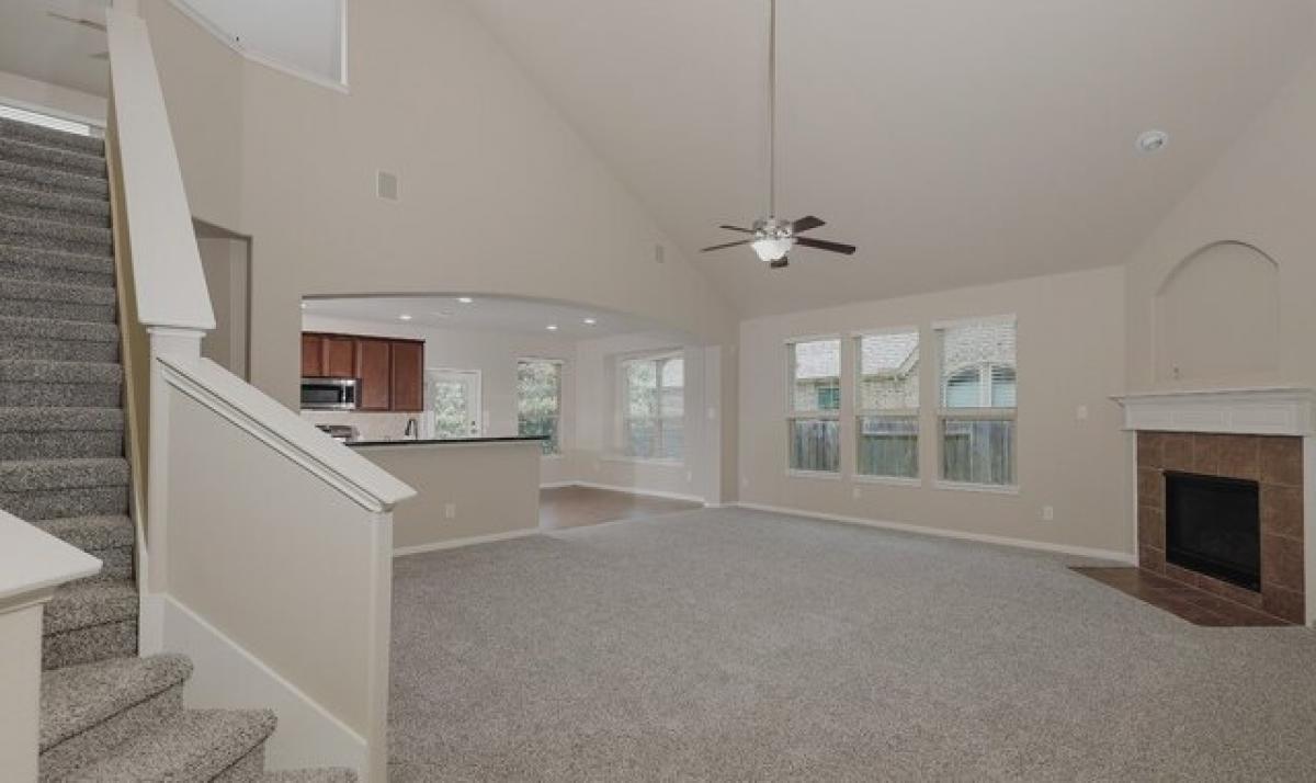 Picture of Home For Sale in Montgomery, Texas, United States