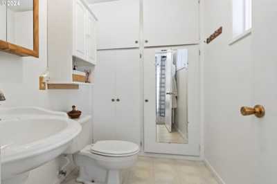 Home For Sale in Florence, Oregon