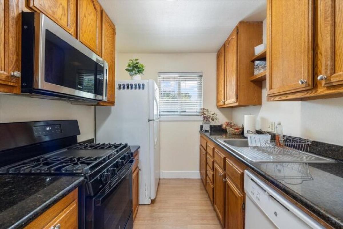 Picture of Home For Sale in Citrus Heights, California, United States