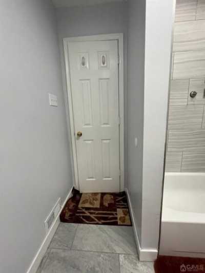 Home For Sale in East Brunswick, New Jersey