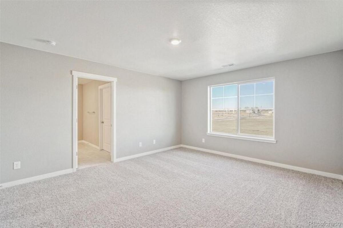 Picture of Home For Sale in Parker, Colorado, United States