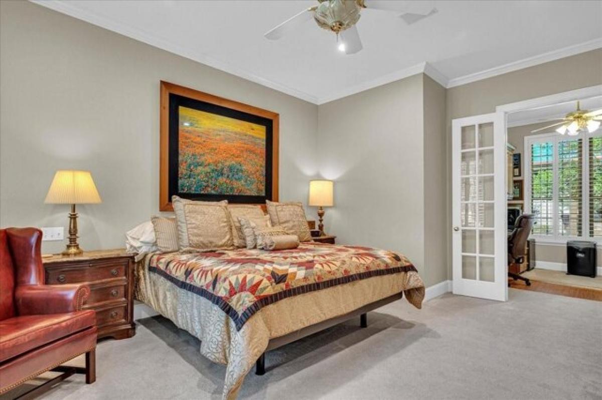 Picture of Home For Sale in Greenville, Texas, United States