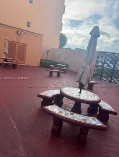 Home For Sale in Hialeah, Florida