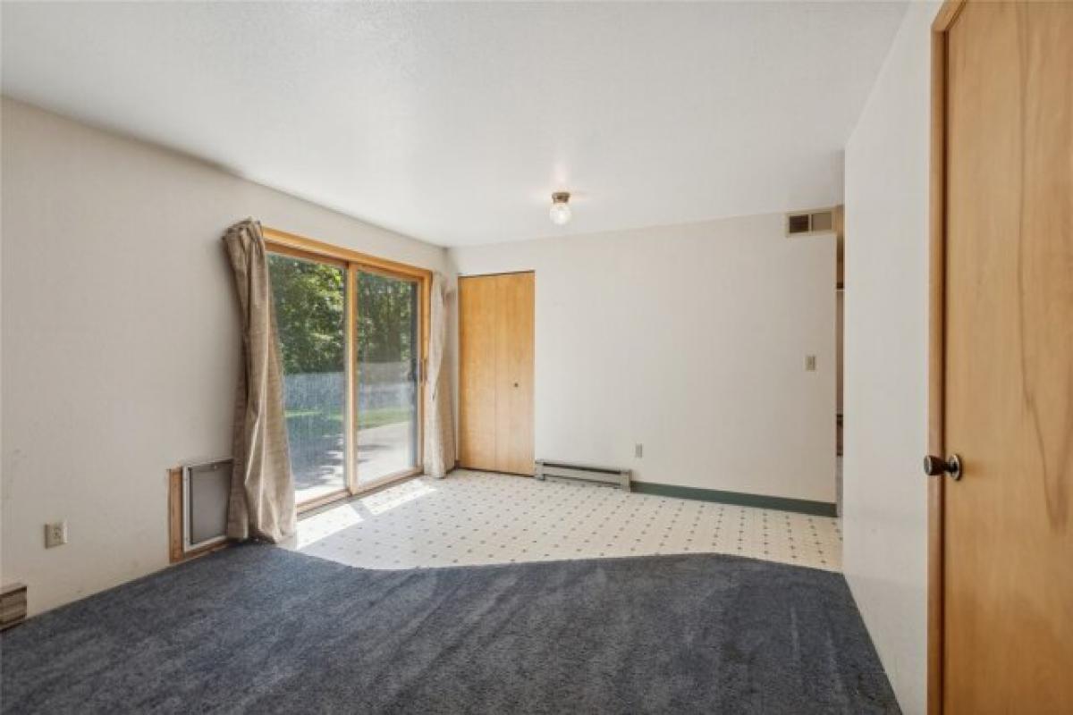 Picture of Home For Sale in Whitefish, Montana, United States