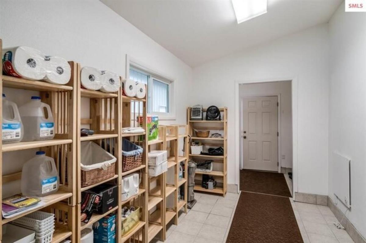 Picture of Home For Sale in Bonners Ferry, Idaho, United States