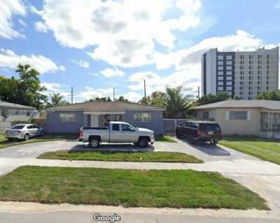 Home For Sale in North Miami Beach, Florida