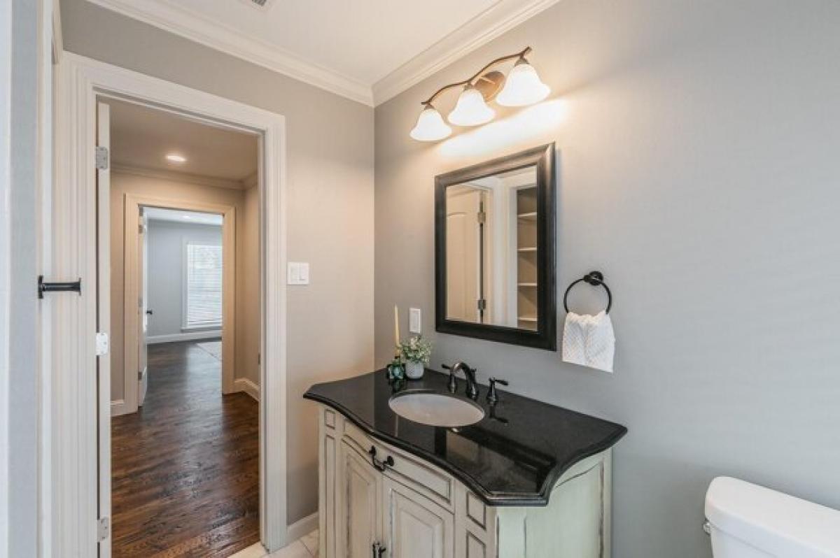 Picture of Home For Sale in Richardson, Texas, United States