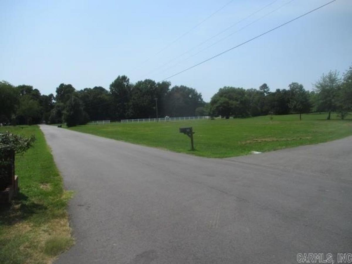 Picture of Home For Sale in Conway, Arkansas, United States