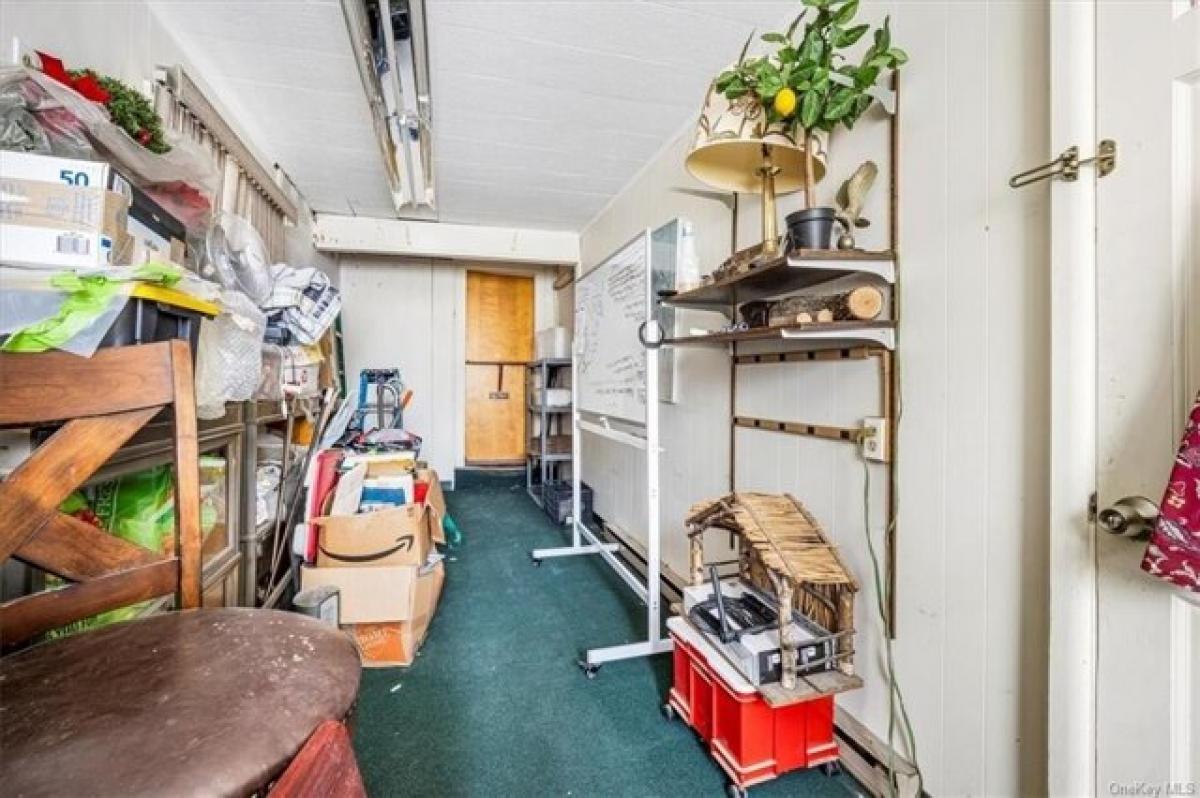 Picture of Home For Sale in Poughkeepsie, New York, United States