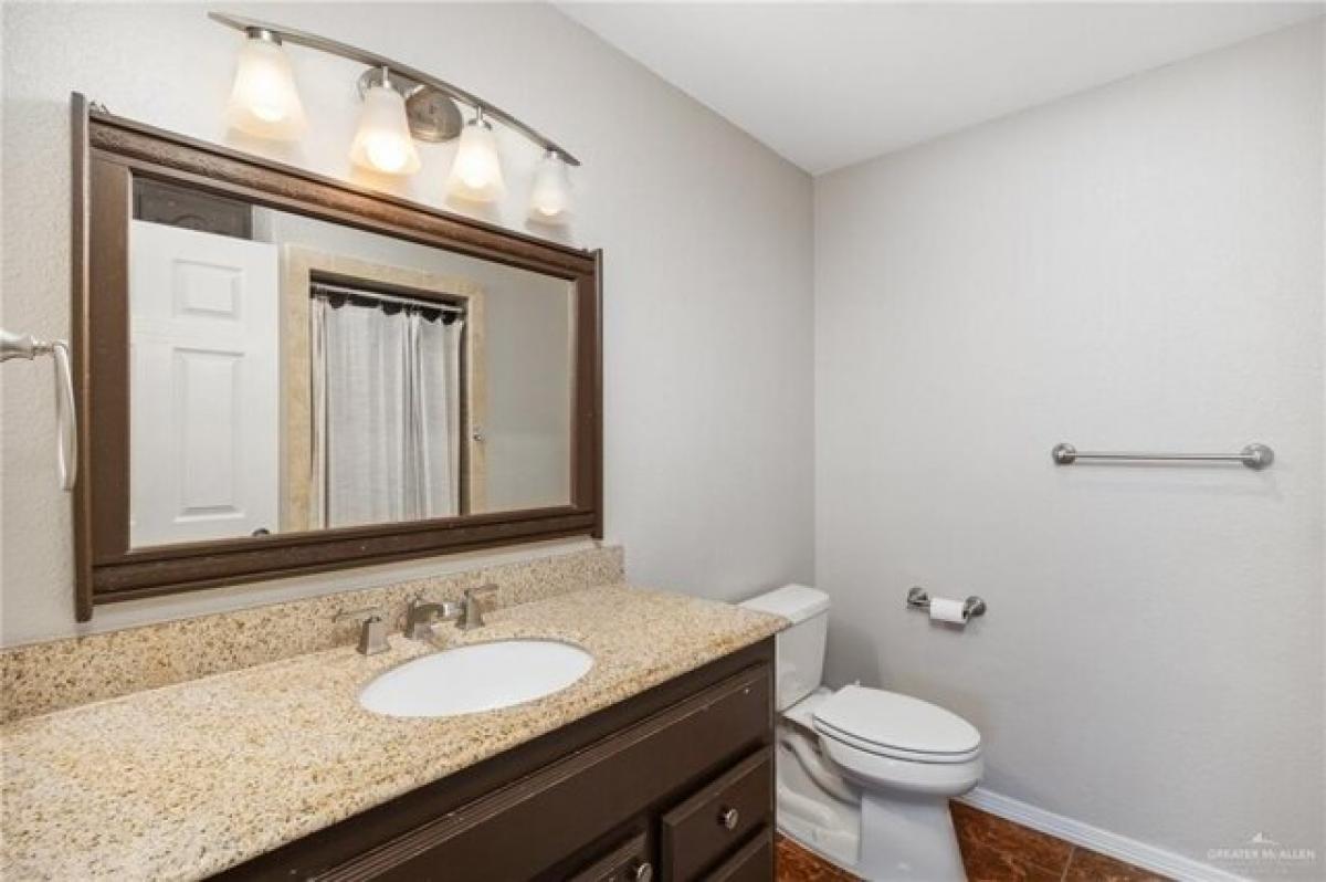 Picture of Home For Sale in Harlingen, Texas, United States