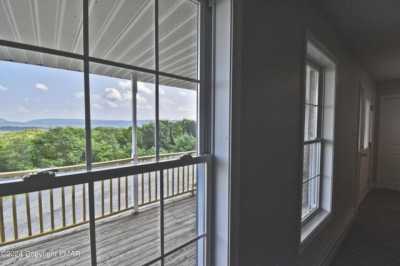 Home For Sale in East Stroudsburg, Pennsylvania