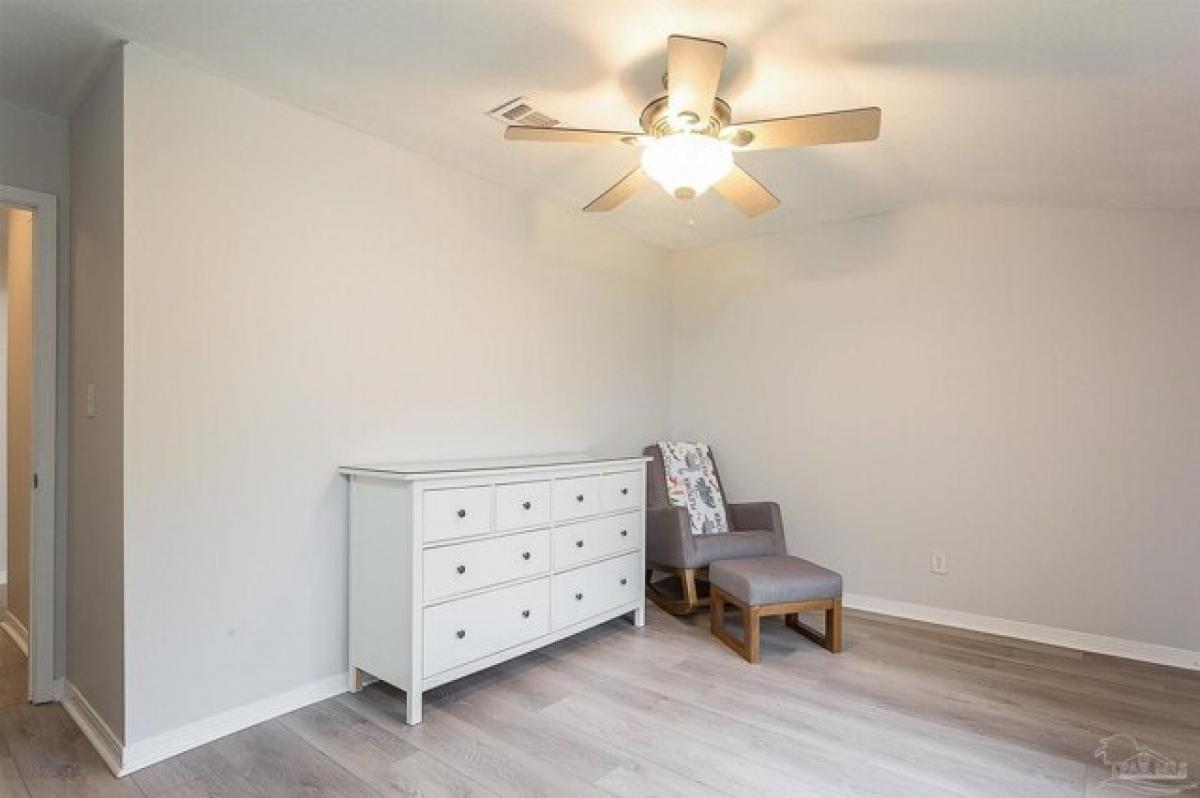 Picture of Home For Sale in Gulf Breeze, Florida, United States