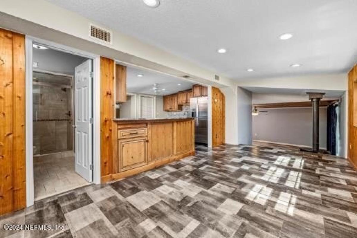 Picture of Home For Sale in Middleburg, Florida, United States