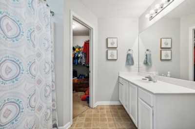 Home For Sale in Dickson, Tennessee